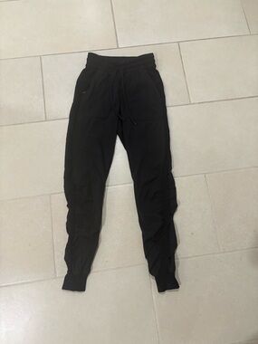 Lululemon Beyond the Studio Jogger - Black - Size 2 (LW5CZHS) Athleisure